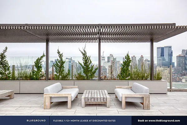 Rented by The Blueground | media 96