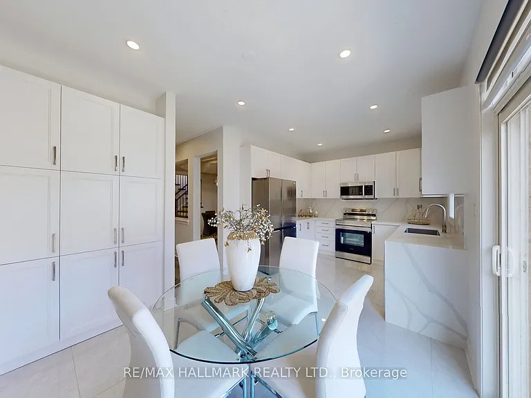 22 Bostock Dr — Photo 6