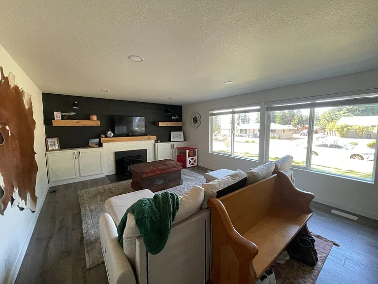 2458 Monticello Way — Photo 9
