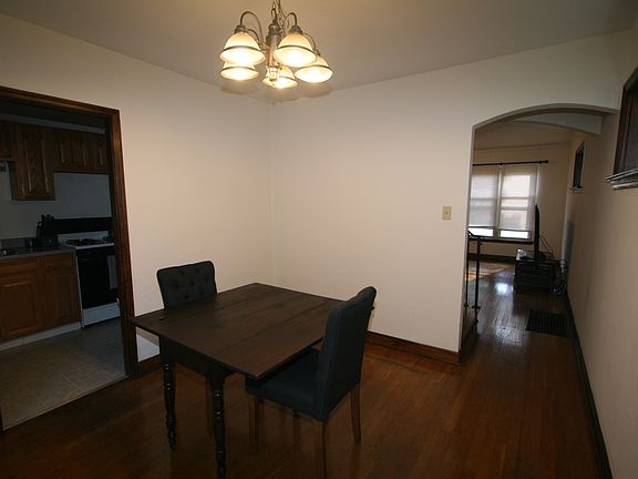 4th image of 1642 King Ave