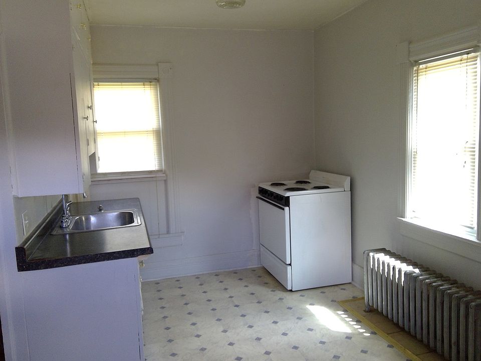 1st image of 456 N Chatham St