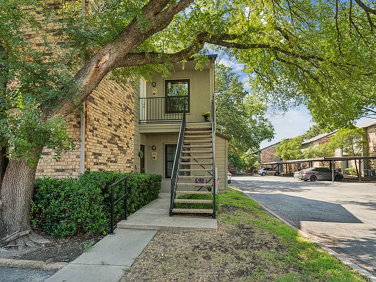 5335 Bent Tree Forest Dr — Photo 17