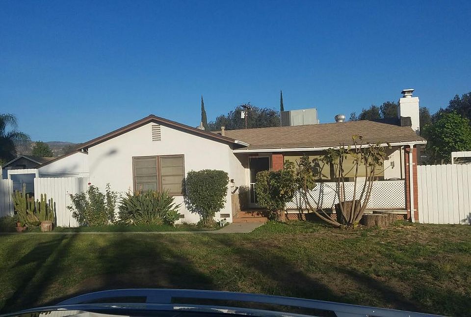 1st image of 3641 N Pershing Ave