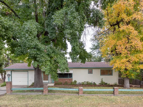5451 Elm Ln, Redding, CA 96001