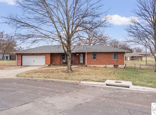 430 Chestnut Dr, Marshall, MO 65340