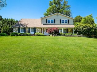 1276 Burnett Rd, Huntingdon Valley, PA 19006