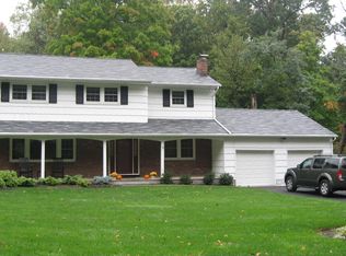 3 Steinway Ct, Suffern, NY 10901