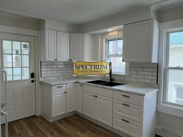 11 Gray St, Waterville, ME