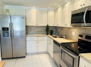 2701 S Palm Aire Dr #104R, Pompano Beach, FL 33069