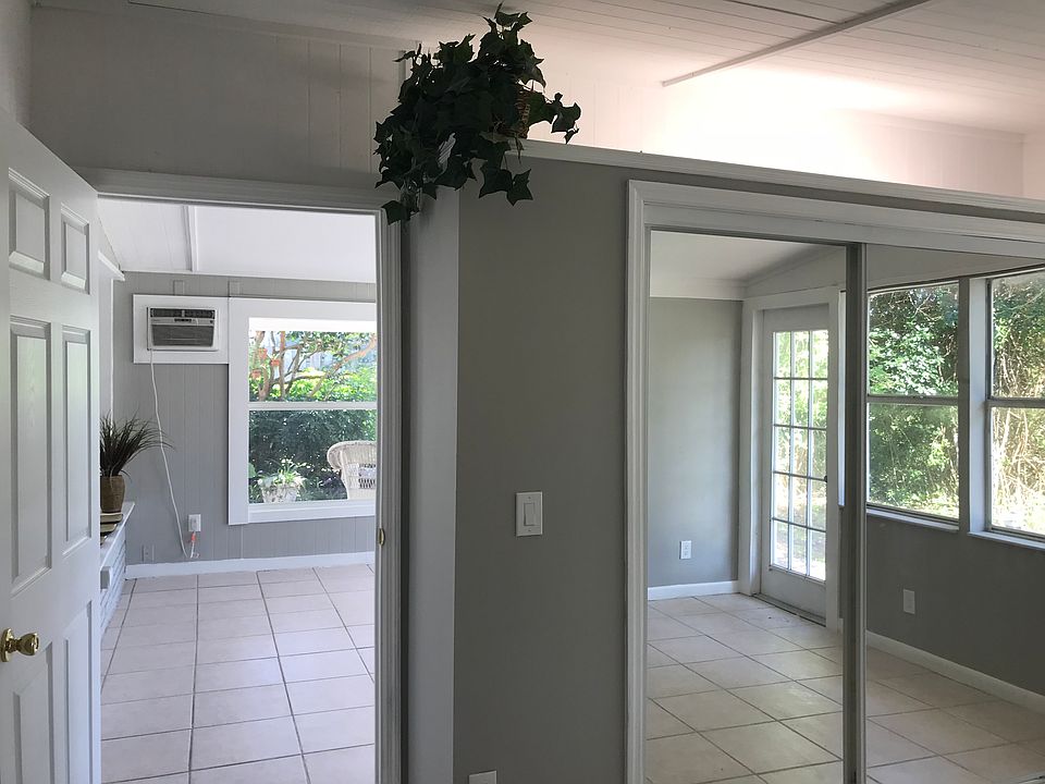 1st image of 586 Beach Ave