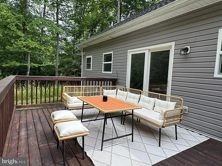 903 Albrough Blvd — Photo 34