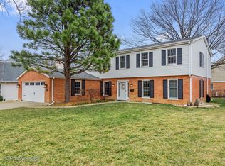 269 Columbine Dr, Clarendon Hills, IL 60514