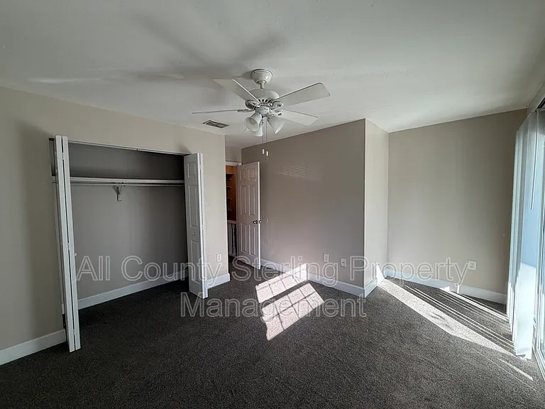 1718 SW 69th Ter #A — Photo 5