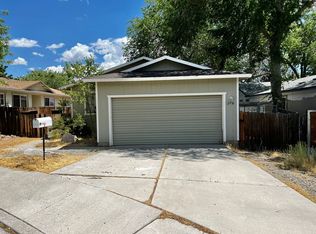 2950 Harding Cir, Reno, NV 89503