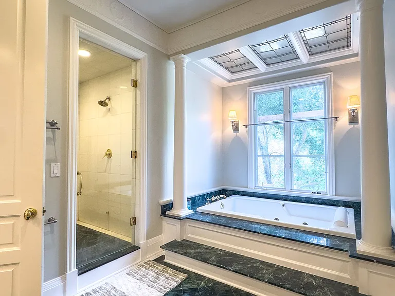 22040 Mount Eden Rd — Photo 21