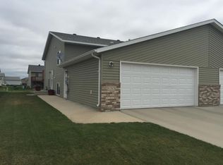 5283 50th Ave S, Fargo, ND 58104
