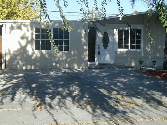 4th image of 1506 Midfield Ave