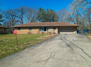 6184 Oak Ct, Stillman Valley, IL 61084