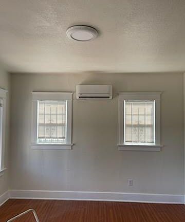 New split system ac/heater installed in living room 2022