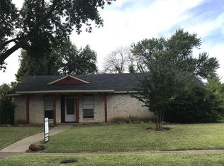 1326 Beechwood Dr, Lewisville, TX 75067