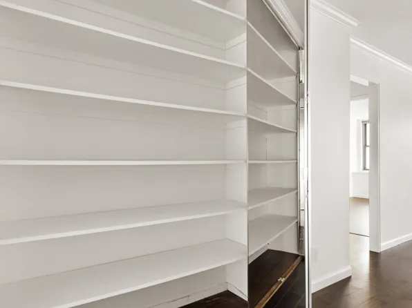 444 East 86th Street image 10 of 12