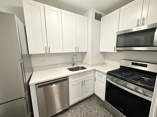 Rented by UES Management | media 1