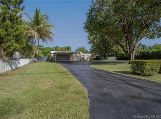 5945 SW 85th Ave, Miami, FL 33143