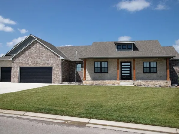 14002 E Willowgreen Ct, Wichita, KS 67230