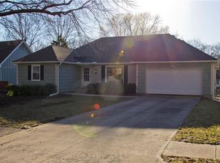 9812 Carter St, Overland Park, KS 66212