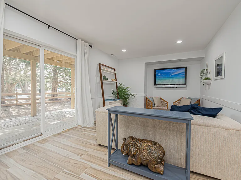 39153 Garfield Ave — Photo 8