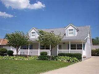 2nd image of 2271 S Commodore Ct