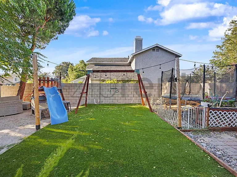 4703 Karling Pl — Photo 28