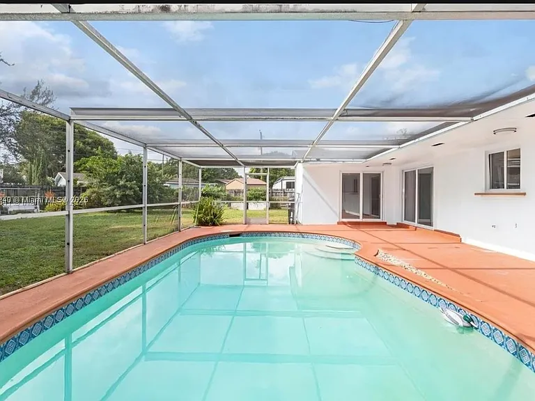7160 SW 5th Ct #HOME — Photo 3