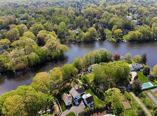 173 Valley Rd, Cos Cob, CT 06807