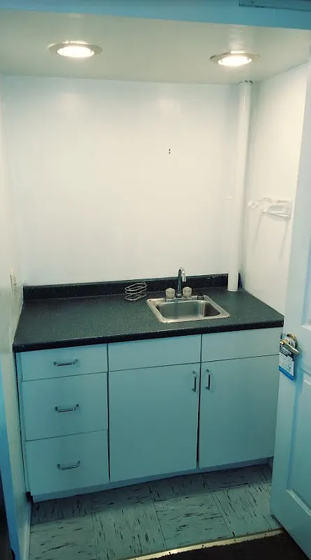 Studio, 225 sqft, $695 — Photo 2