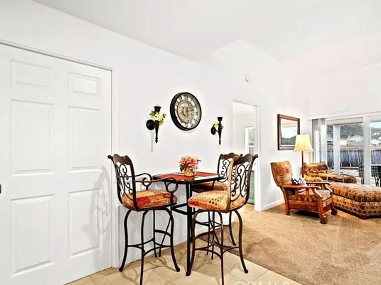 8564 Taft Ct — Photo 8
