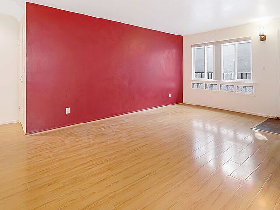 2nd image of 837 7th St APT 105
