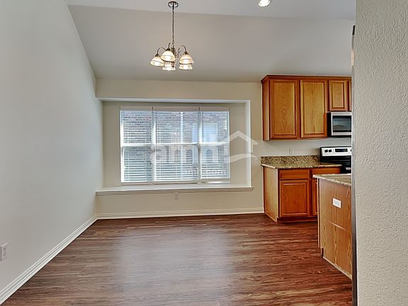 5th image of 5513 Broken Bend Dr