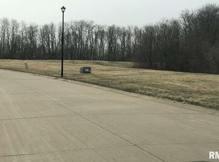 3412 S Michigan Ave, Davenport, IA 52802