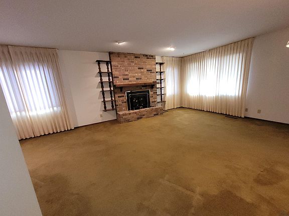 5th image of 620 6th Ave