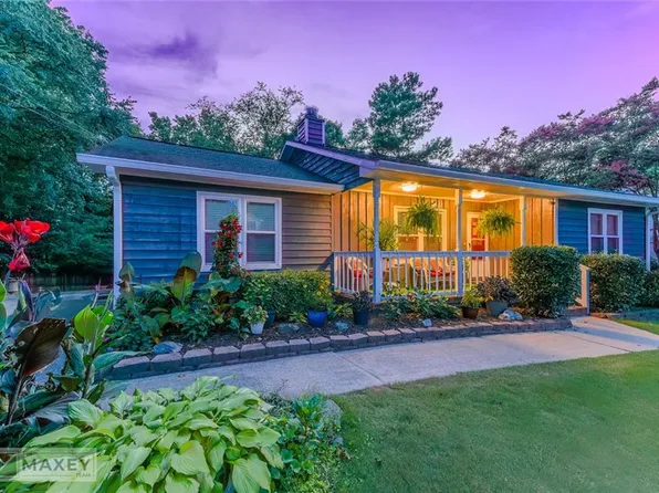 2674 Sardis Dr, Buford, GA 30519