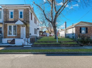716 Corson St, Bristol, PA 19007