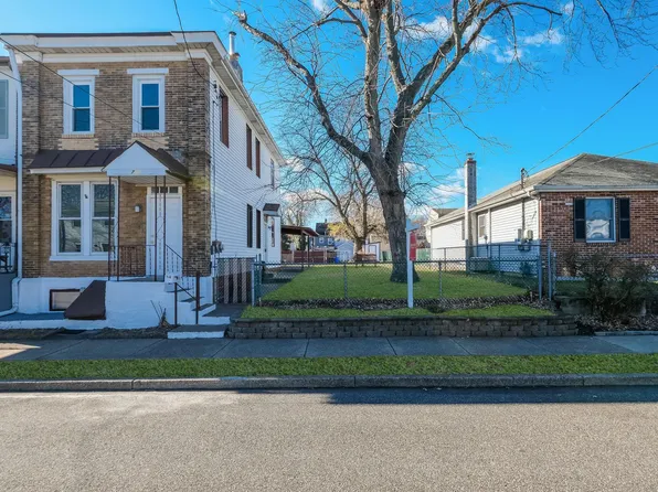 716 Corson St, Bristol, PA 19007