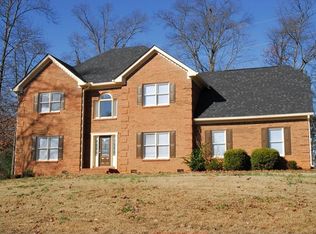 2848 Players Dr, Jonesboro, GA
