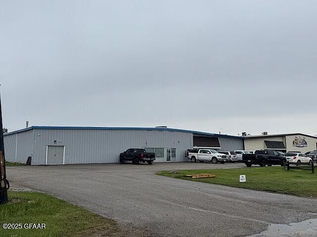 1st image of 5201 Gateway Dr