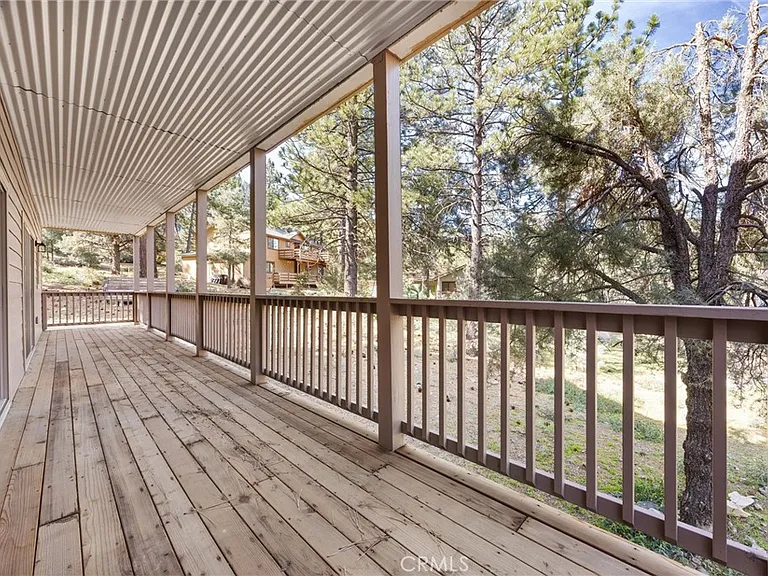 1813 Woodland Dr — Photo 42