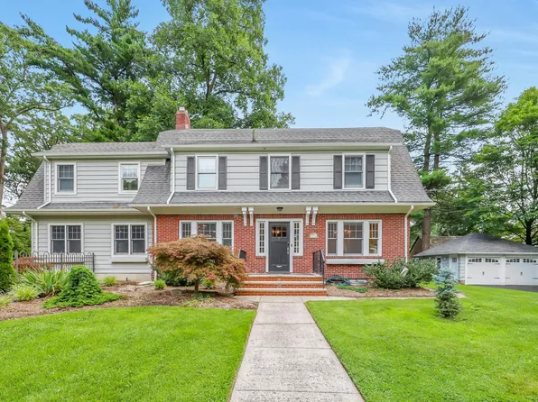 343 N Monroe St, Ridgewood, NJ 07450