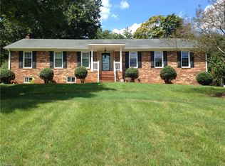 157 Roquemore Rd, Clemmons, NC 27012