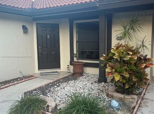 15210 SW 48th Ter #H-83, Miami, FL 33185