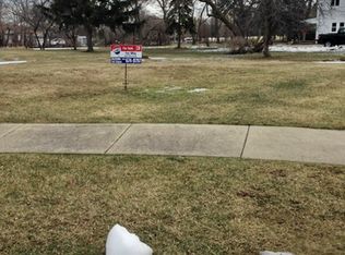 308 Felicia Ct, Bloomingdale, IL 60108